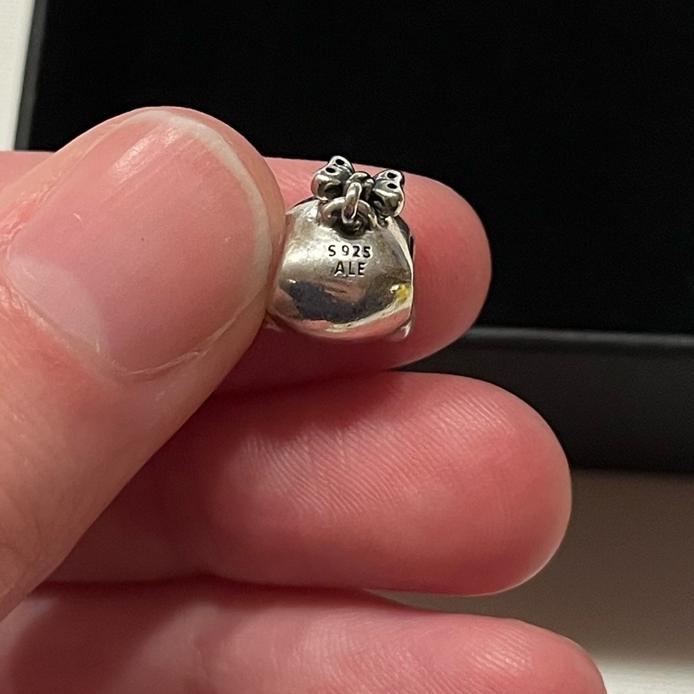 Pandora “pet cat and bow charm” sterling Silver - Picture 6 of 8